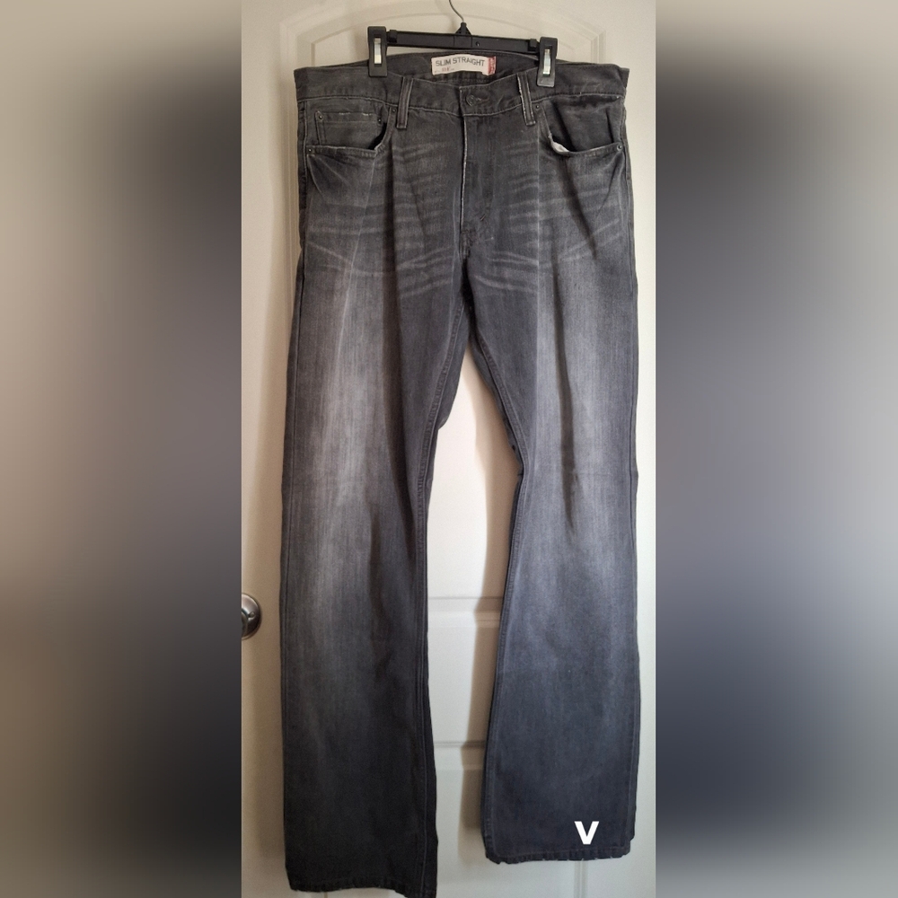 Levis Jeams Men’s Size 36x34 Slim Straight Black Baggy Denim Distressed Casual